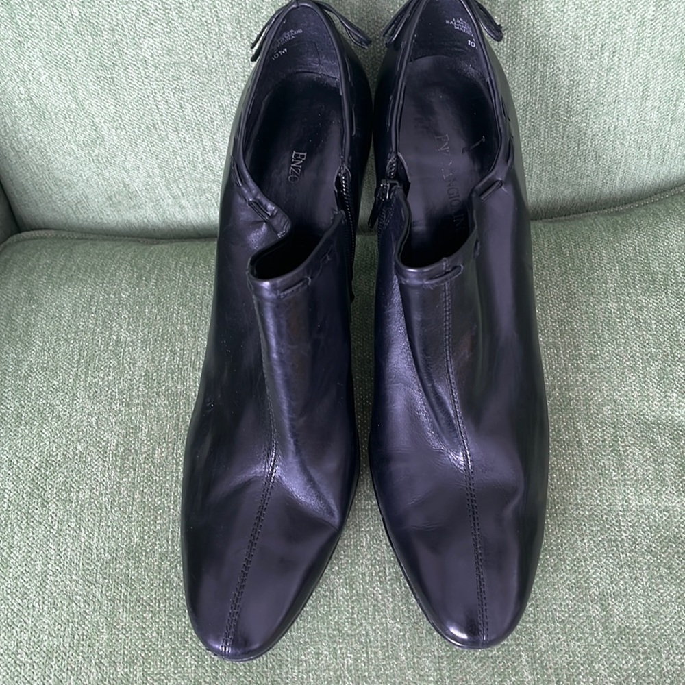 Enzo Angiolini Black Leather Booties size 10